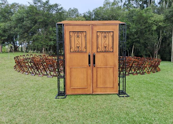Portal da noiva 3: Portal decorativo para a entrada da cerimônia.